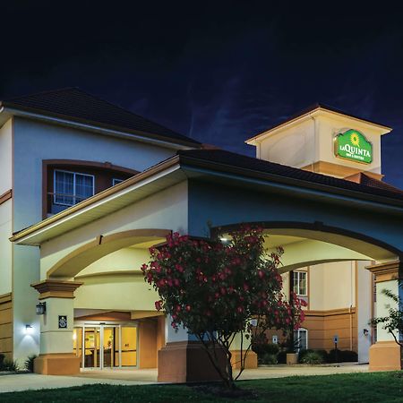 Отель La Quinta By Wyndham Brandon Jackson Airport E Экстерьер фото